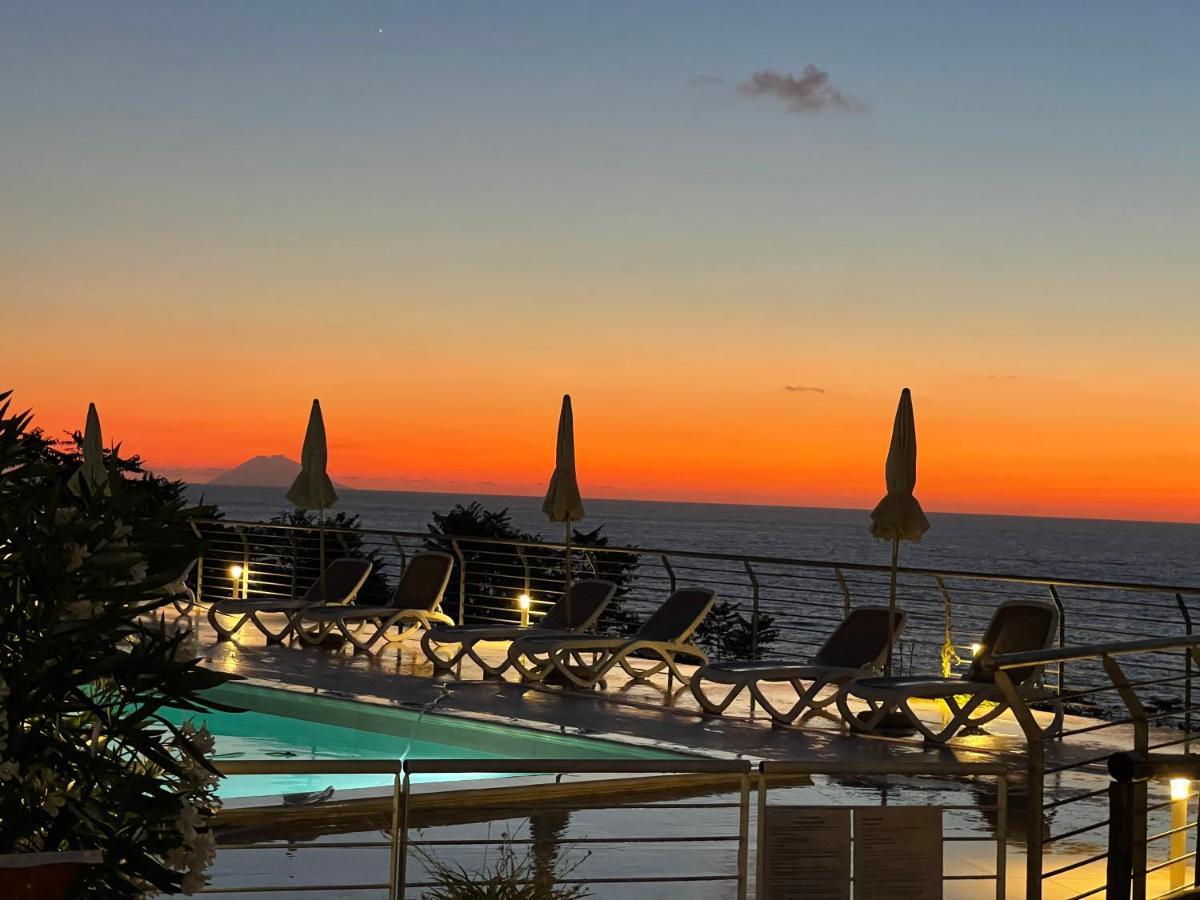 Michelino Aparthotel Parghelia
